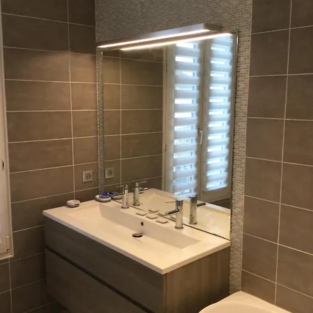Maison Individuelle Spacieuse